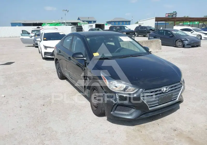 2019 Hyundai Accent photo