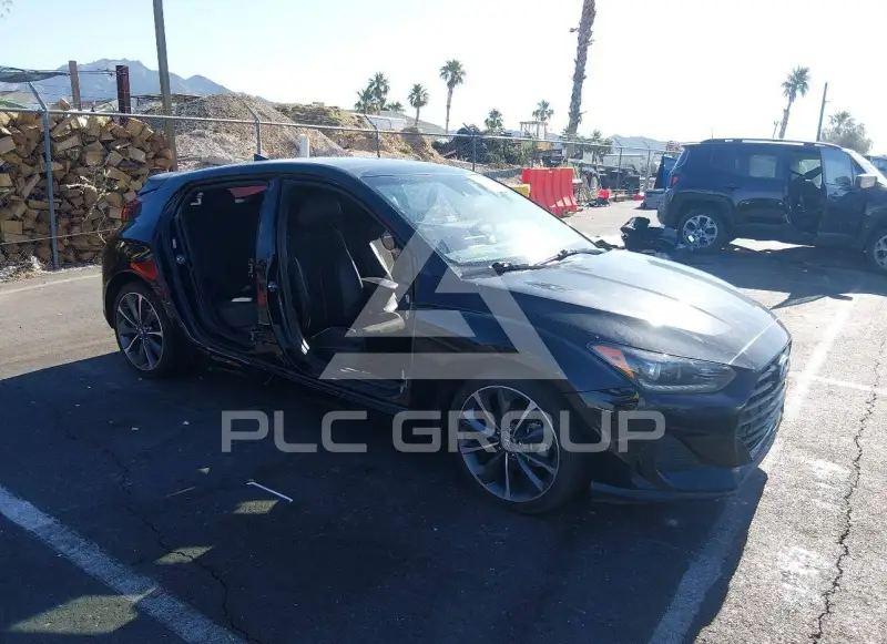 2019 Hyundai Veloster photo