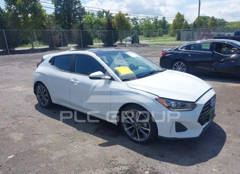 2019 Hyundai Veloster photo