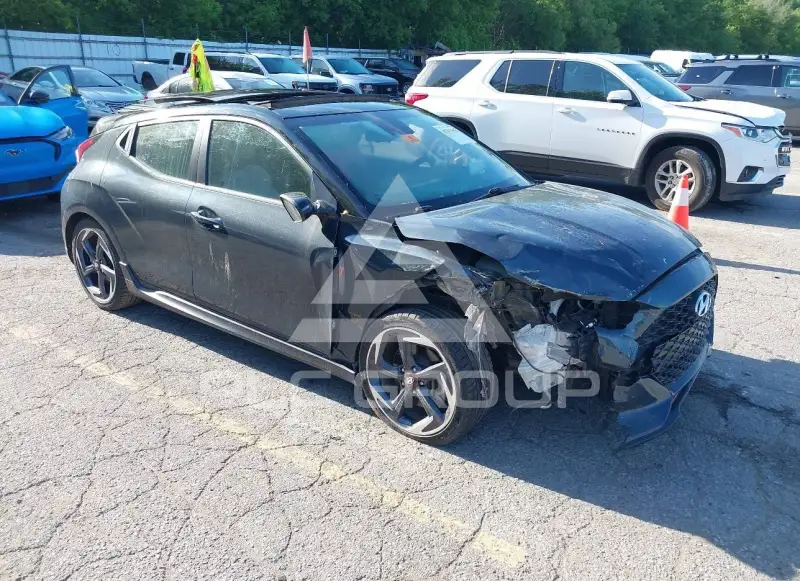 2019 Hyundai Veloster photo