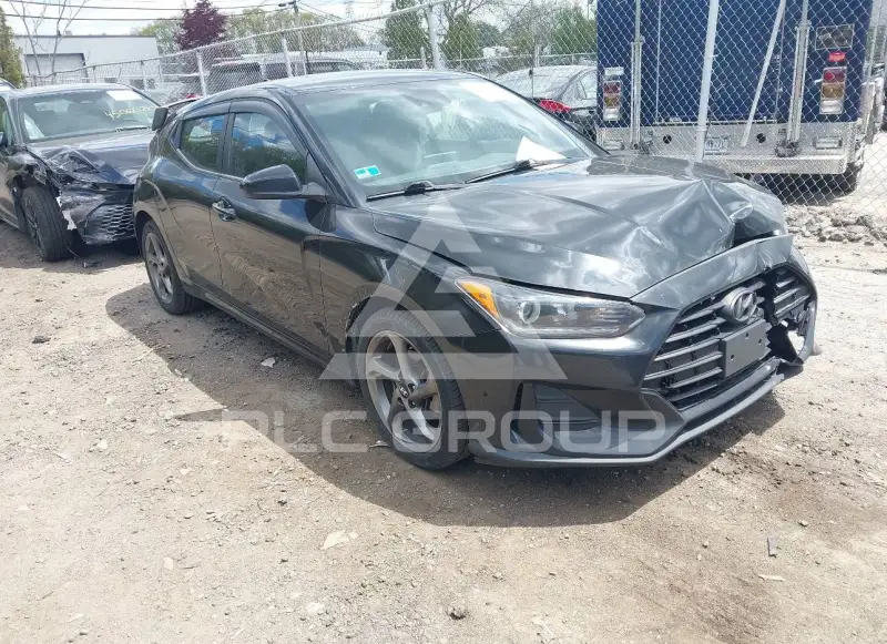 2019 Hyundai Veloster photo