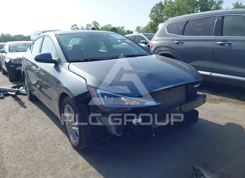 2019 Hyundai Elantra photo