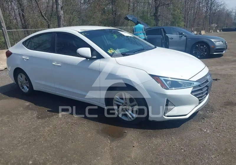 2019 Hyundai Elantra фото