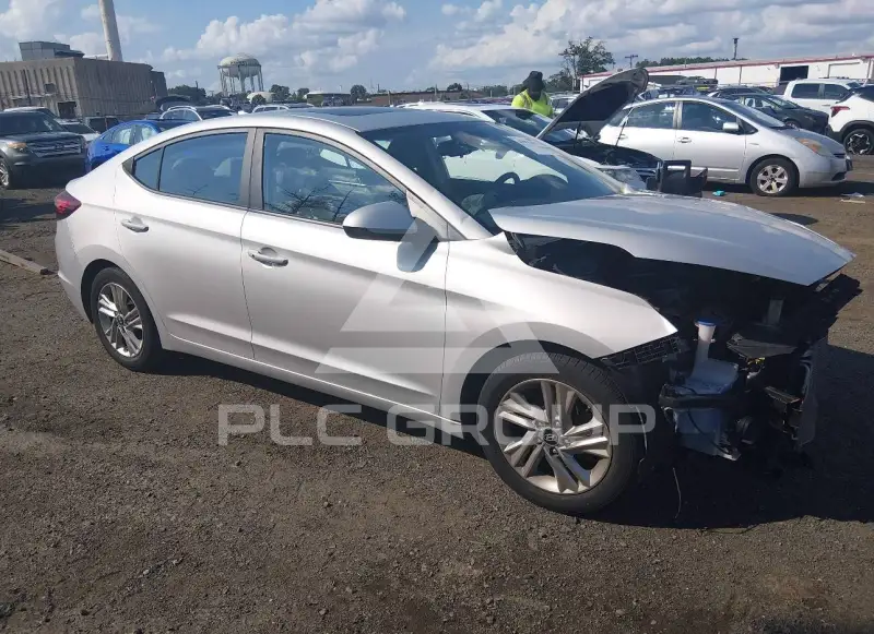 2019 Hyundai Elantra photo