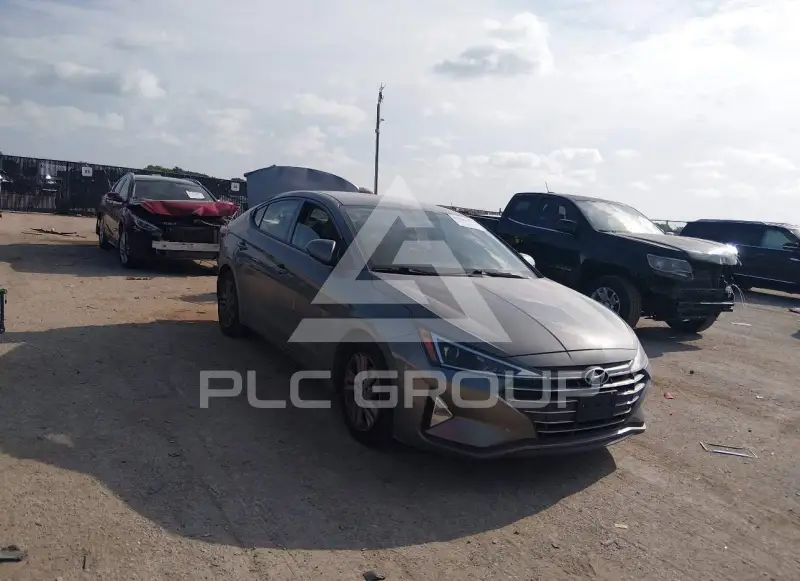 2019 Hyundai Elantra фото