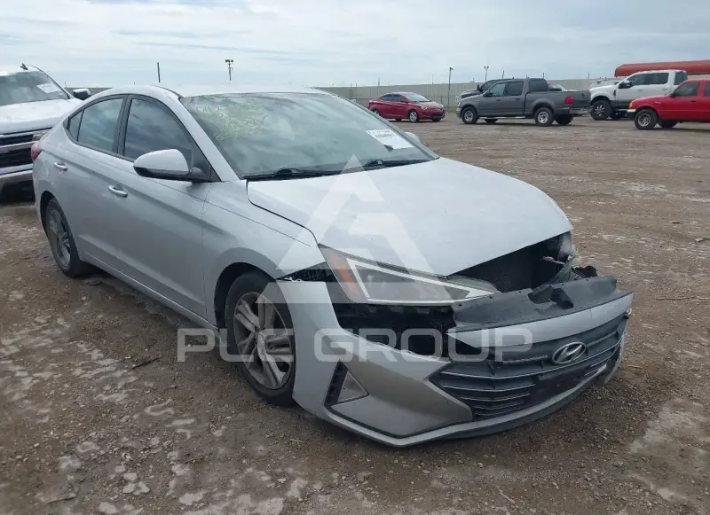 2019 Hyundai Elantra photo