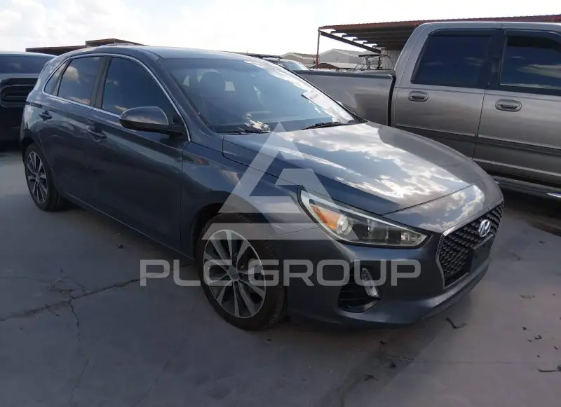 2019 Hyundai Elantra photo