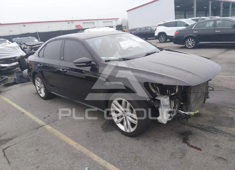 2019 Volkswagen Passat фото