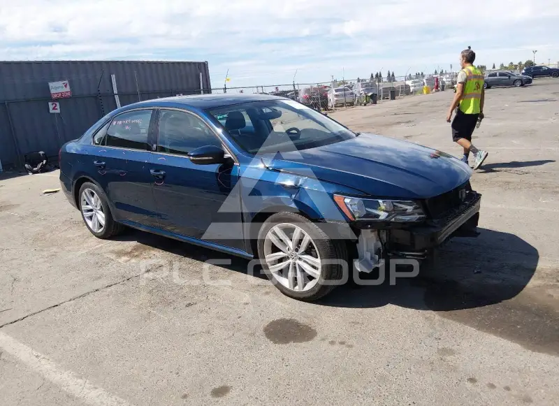 2019 Volkswagen Passat фото