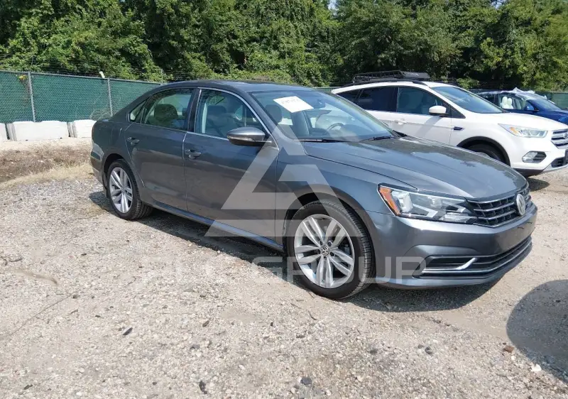 2019 Volkswagen Passat photo