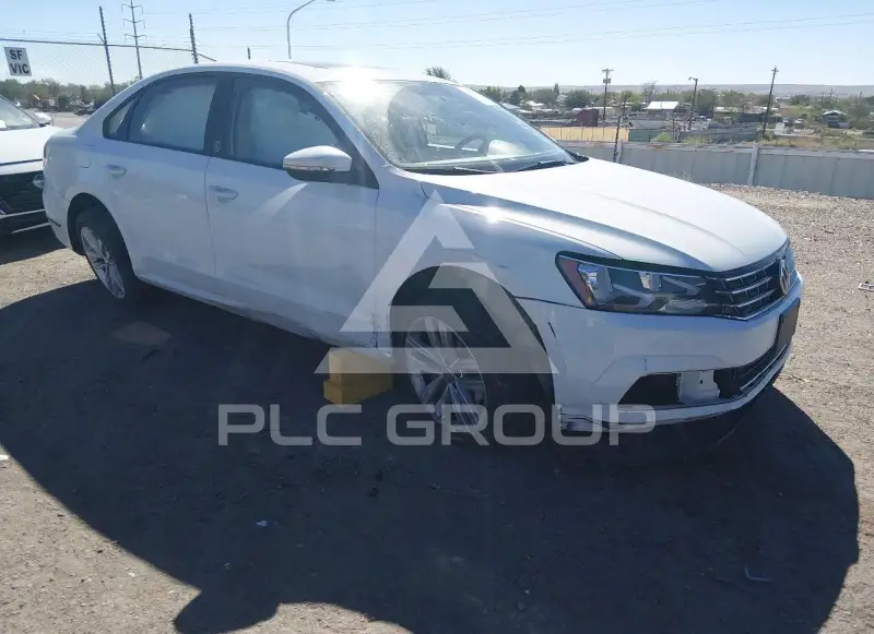2019 Volkswagen Passat photo