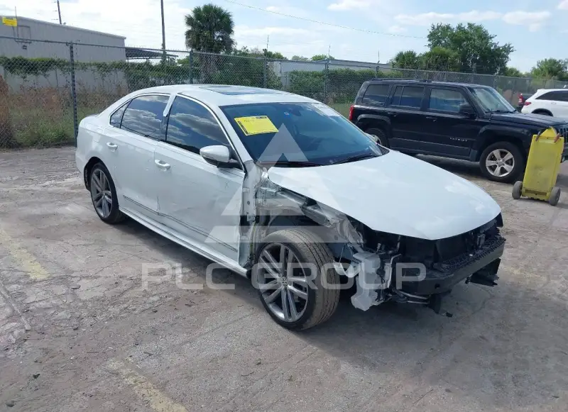2019 Volkswagen Passat photo
