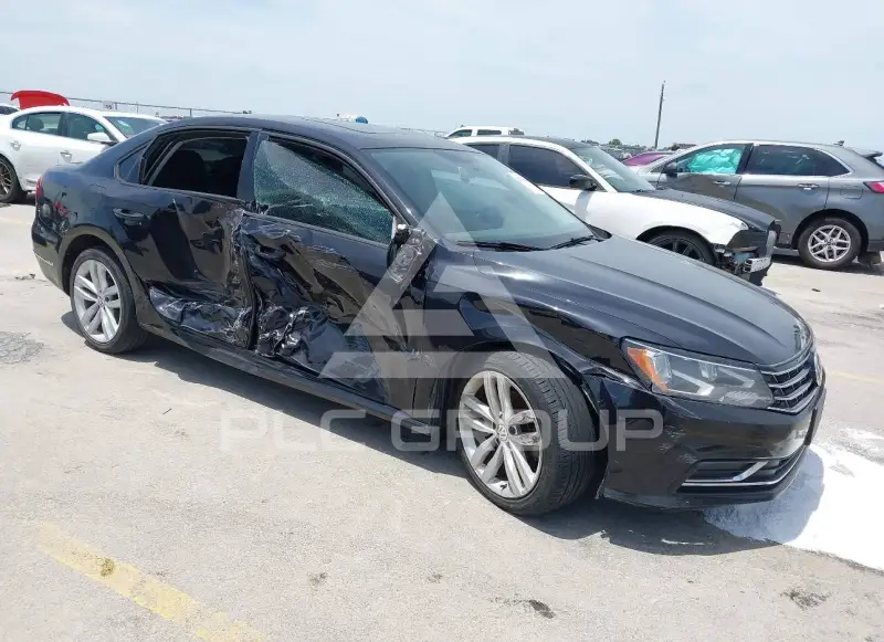 2019 Volkswagen Passat photo