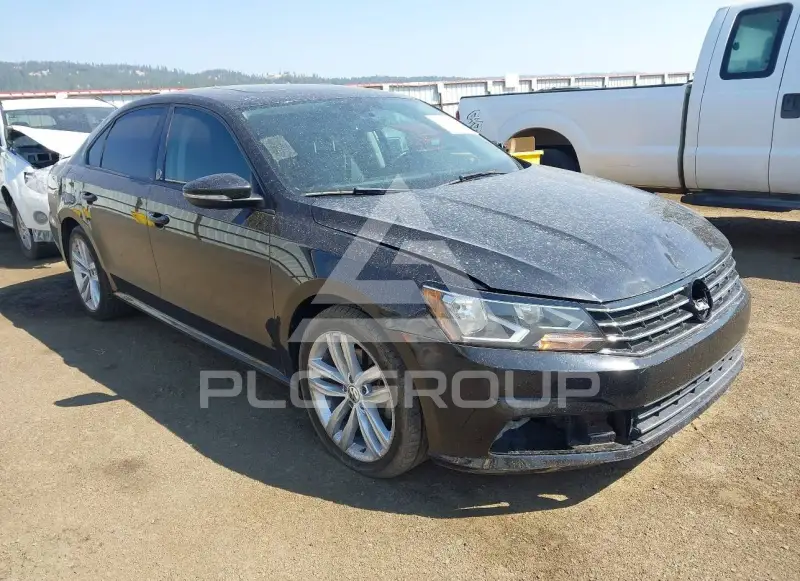 2019 Volkswagen Passat photo