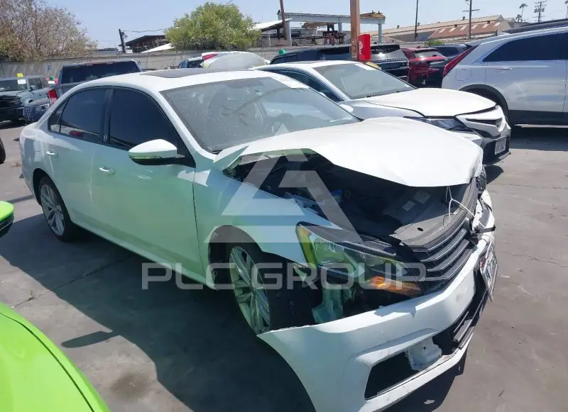2019 Volkswagen Passat фото
