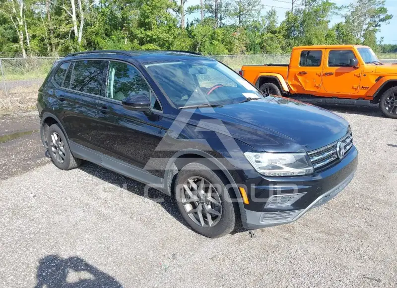 2019 Volkswagen Tiguan photo