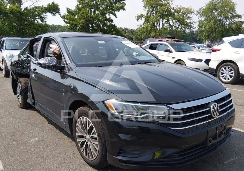 2019 Volkswagen Jetta photo