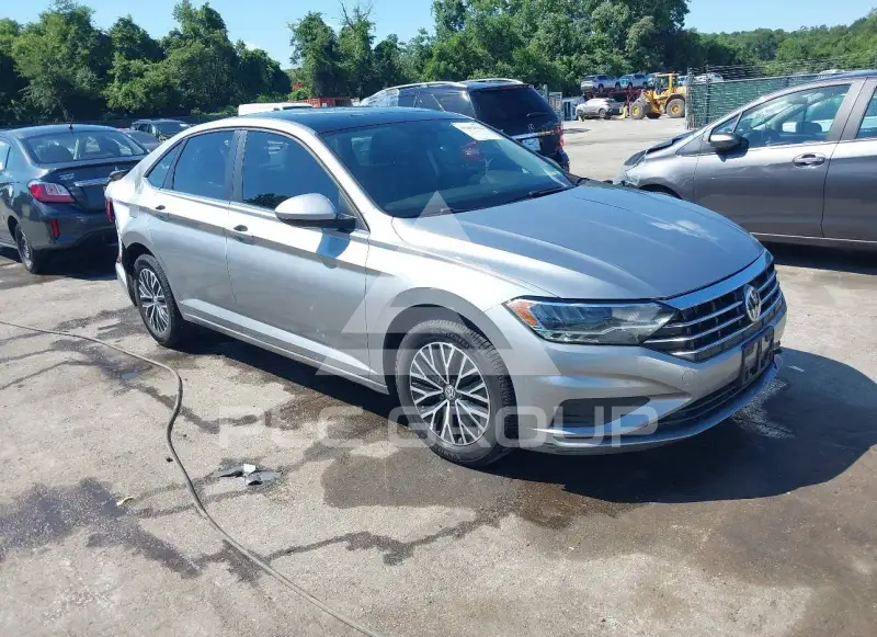 2019 Volkswagen Jetta photo