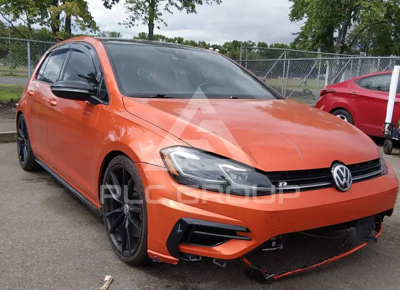 2019 Volkswagen GOLF фото