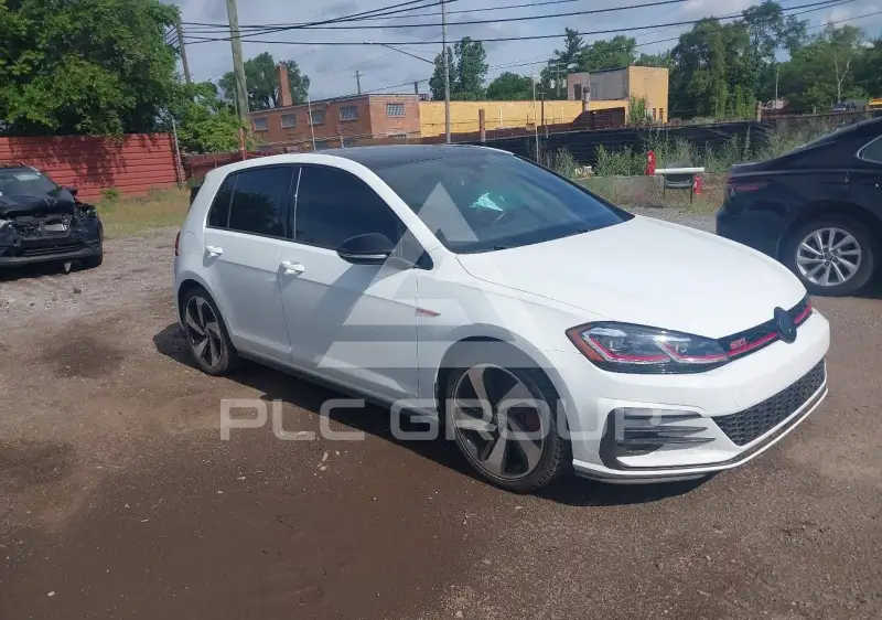 2019 Volkswagen GOLF photo