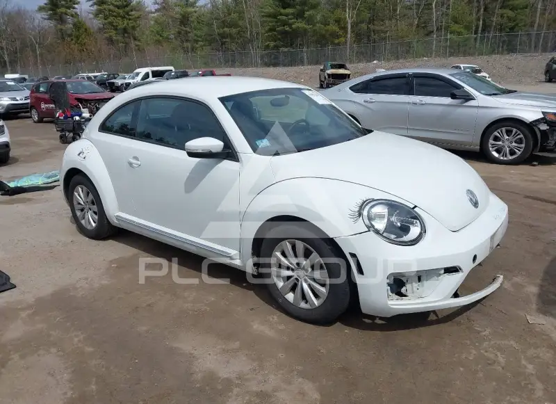 2019 Volkswagen BEETLE фото