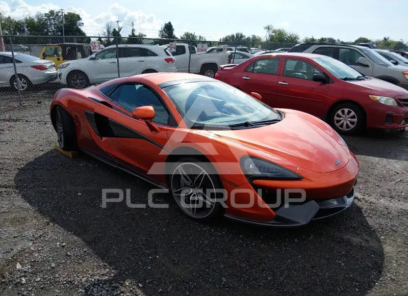 2019 McLaren 570S фото