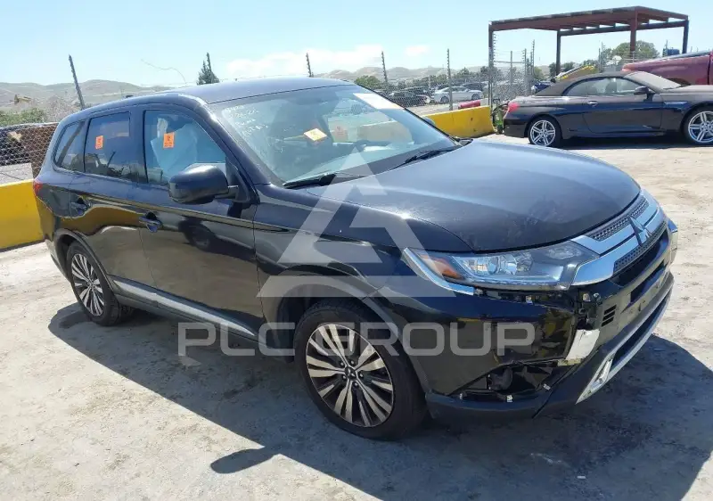 2020 Mitsubishi OUTLANDER photo