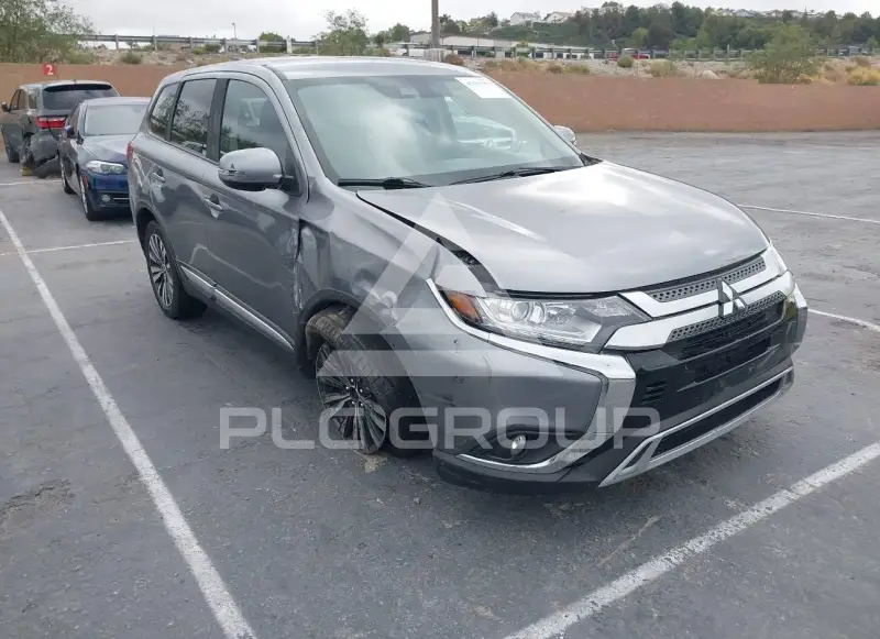 2020 Mitsubishi OUTLANDER photo