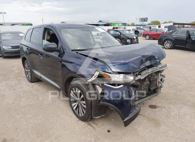 2020 Mitsubishi OUTLANDER photo