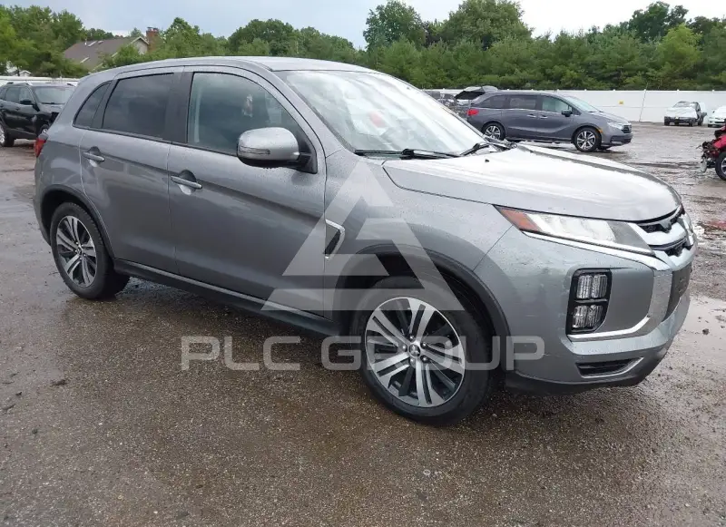 2020 Mitsubishi OUTLANDER photo