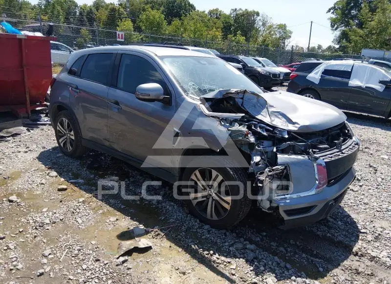 2020 Mitsubishi OUTLANDER фото