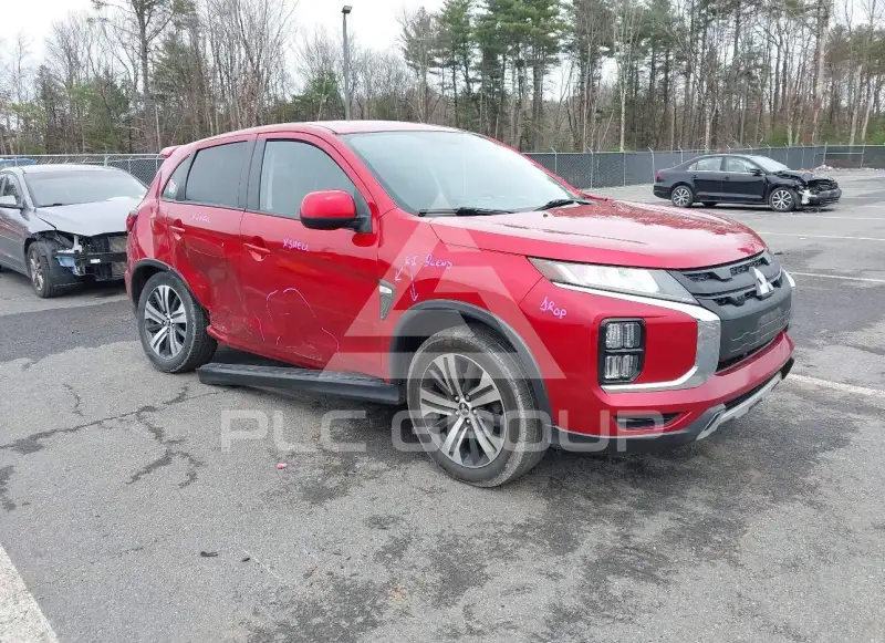 2020 Mitsubishi OUTLANDER photo