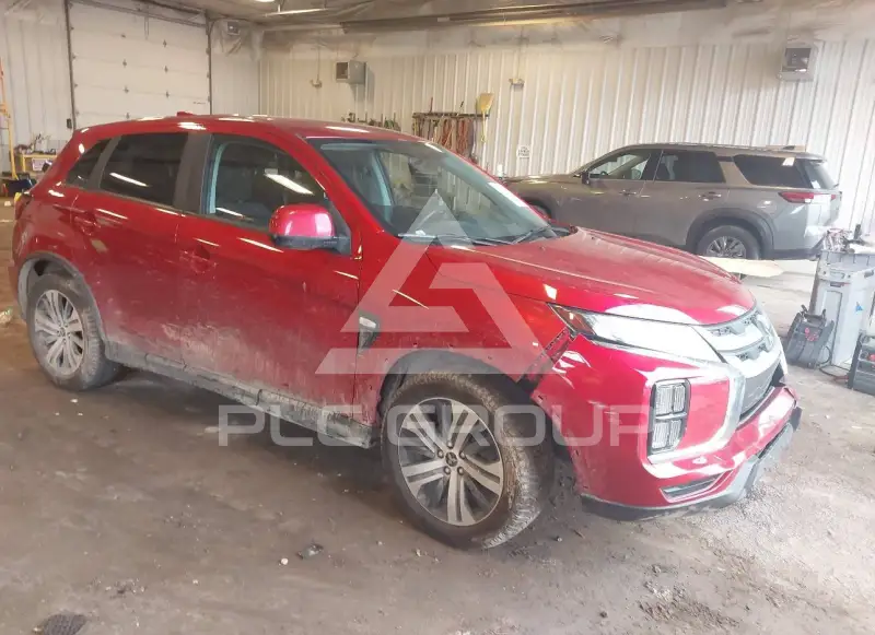 2020 Mitsubishi OUTLANDER photo
