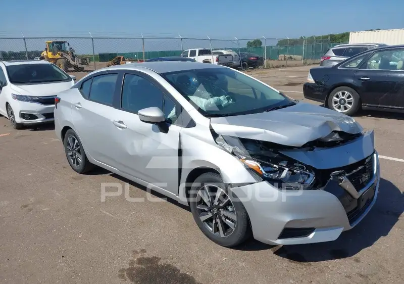 2020 Nissan VERSA photo