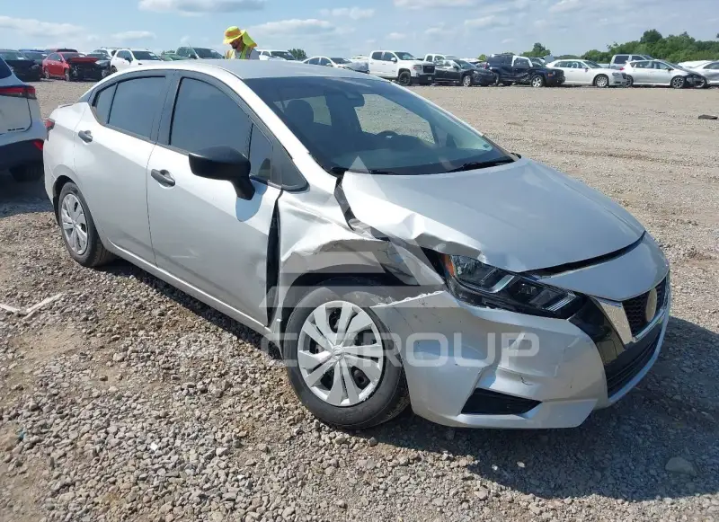 2020 Nissan VERSA photo