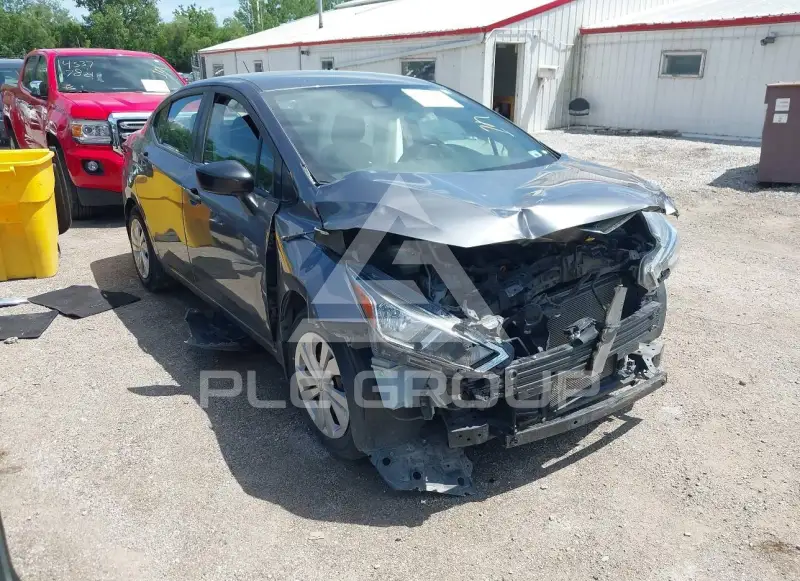 2020 Nissan VERSA фото