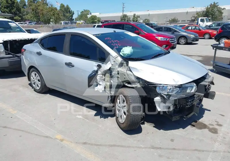 2020 Nissan VERSA фото