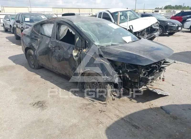 2020 Nissan VERSA photo