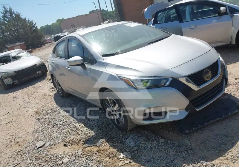 2020 Nissan VERSA фото