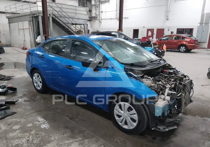 2020 Nissan VERSA фото