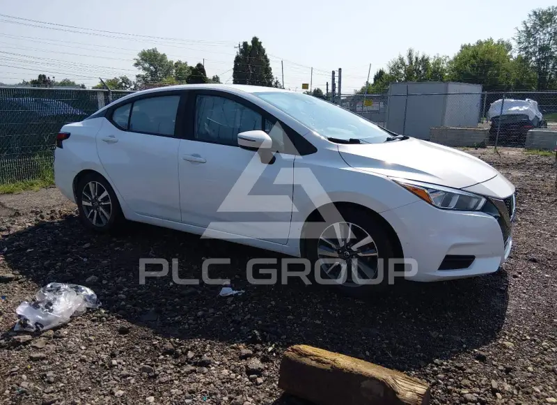 2020 Nissan VERSA фото