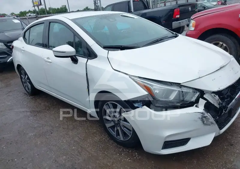 2020 Nissan VERSA фото