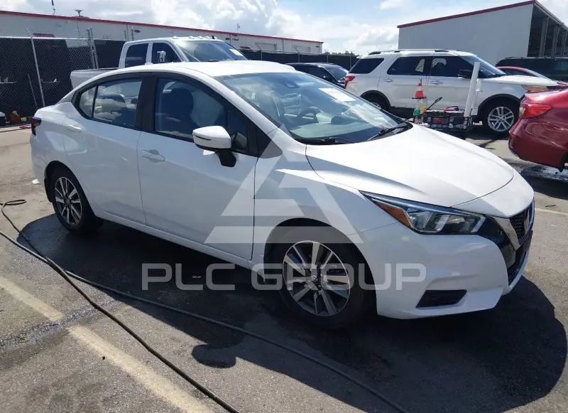 2020 Nissan VERSA фото