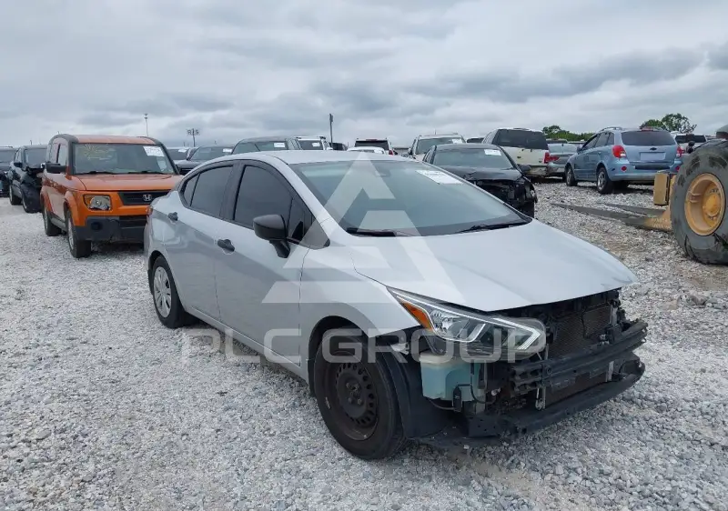2020 Nissan VERSA фото