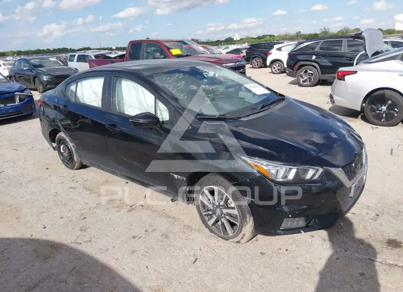 2020 Nissan VERSA фото