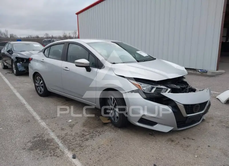 2020 Nissan VERSA фото