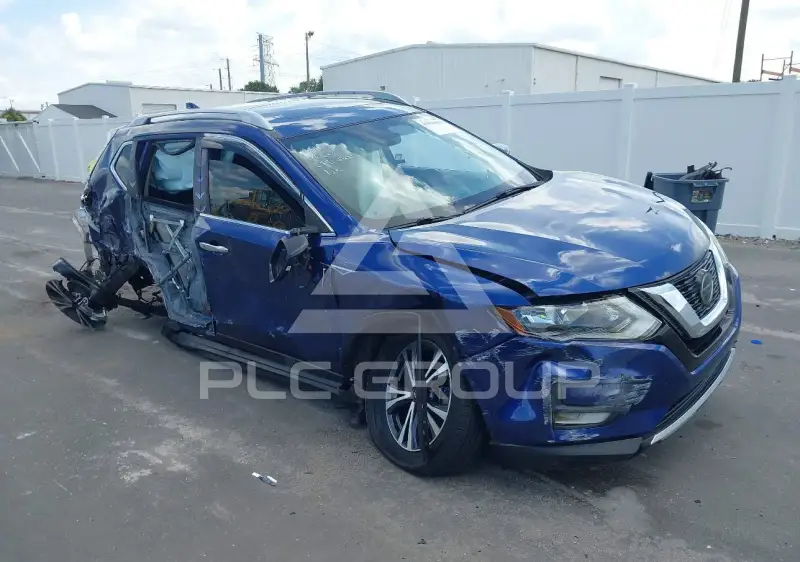 2020 Nissan ROGUE photo