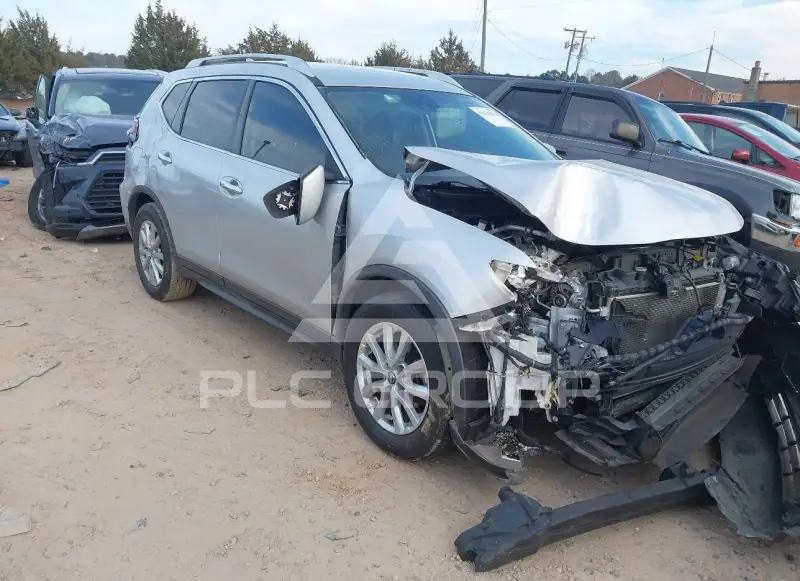 2020 Nissan ROGUE photo