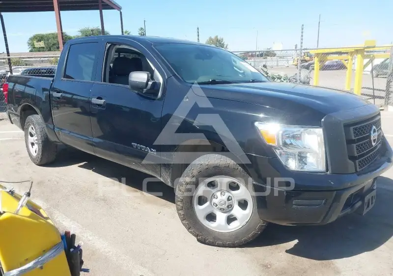 2020 Nissan TITAN photo