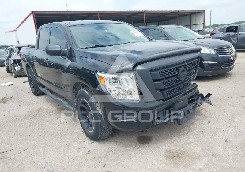 2020 Nissan TITAN фото